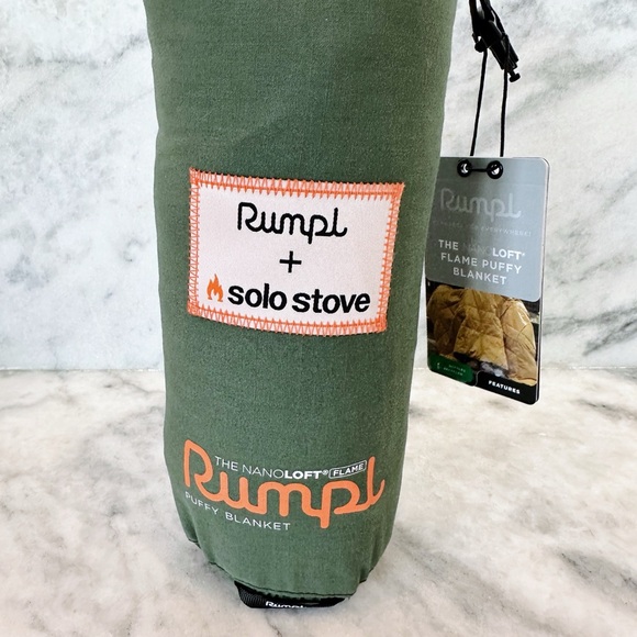 NWT Rumpl x Solo Stove Travel ready & campfire approved NanoLoft Flame Resistant - Picture 14 of 16
